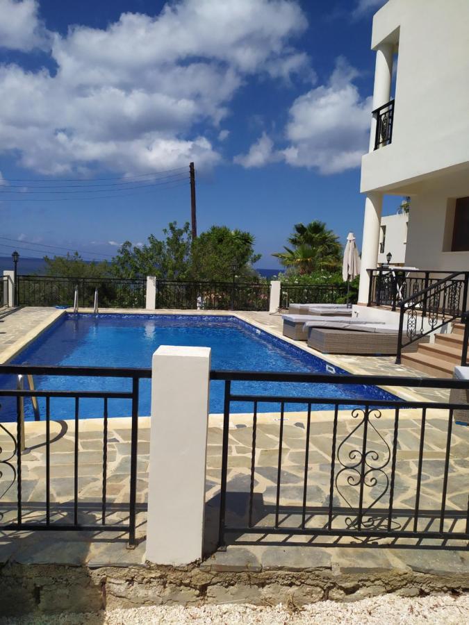 Marilia 1 Villa Polis Luaran gambar