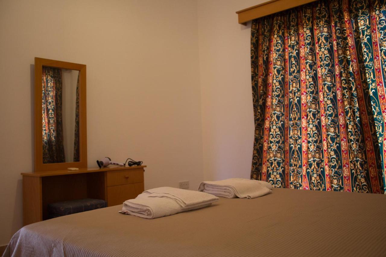 Marilia 1 Villa Polis Luaran gambar